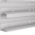 7035 ral 68x210mm kamre 2 med plast i br65210d installationskanalbund